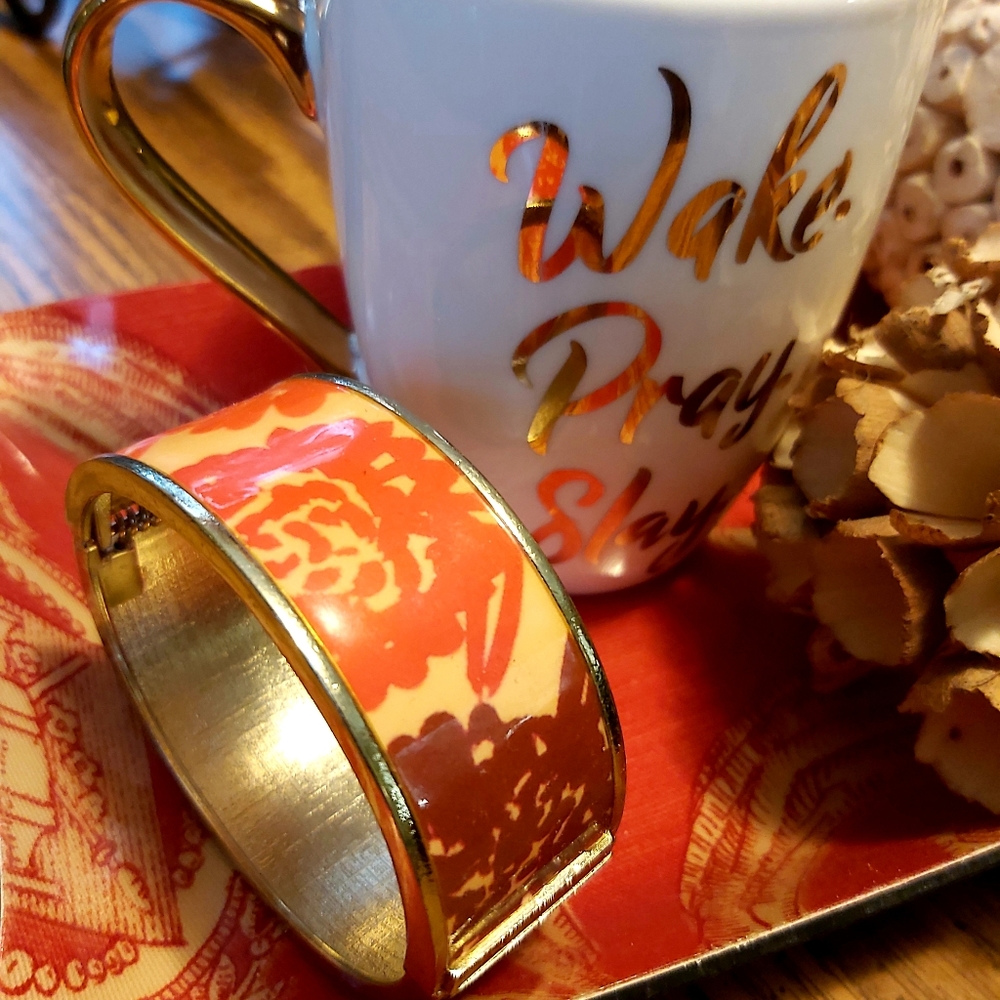 Beautiful Floral Bangle